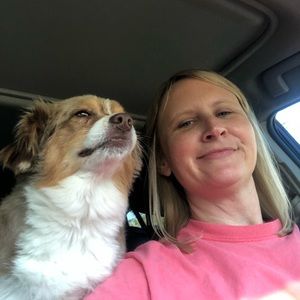 Meet your Posher, Julie